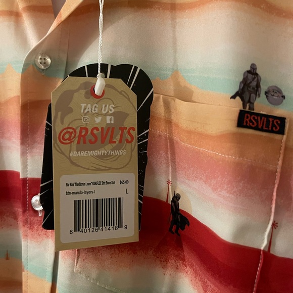 Star Wars Mandalorian “Layers” Men’s Short Sleeve Shirt - Picture 4 of 6